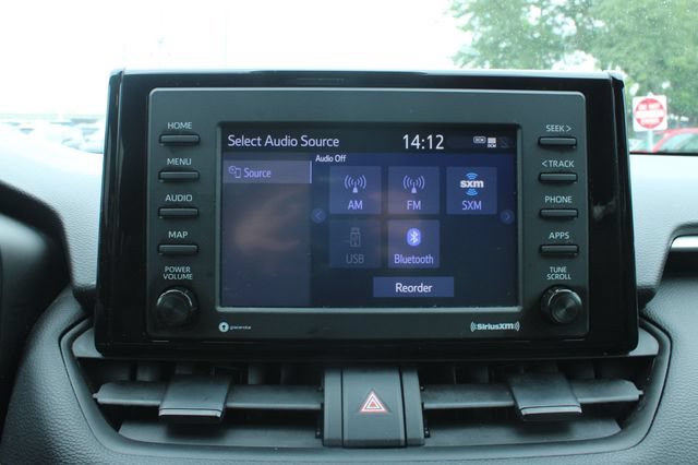 Used 2022 Toyota RAV4 XLE FWD image 19