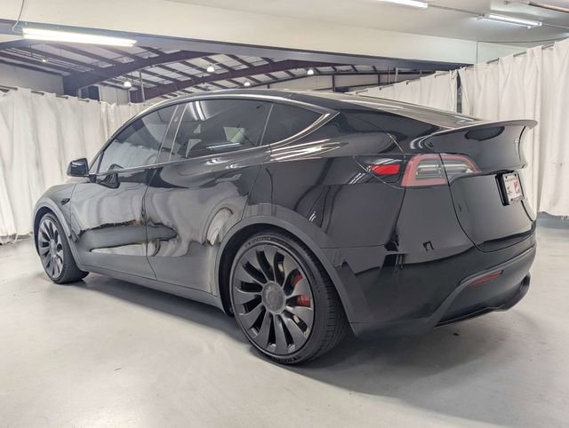 Used 2024 Tesla Model Y Performance image 4