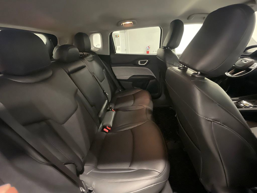 Used 2022 Jeep Compass Latitude w/ Convenience Group image 25