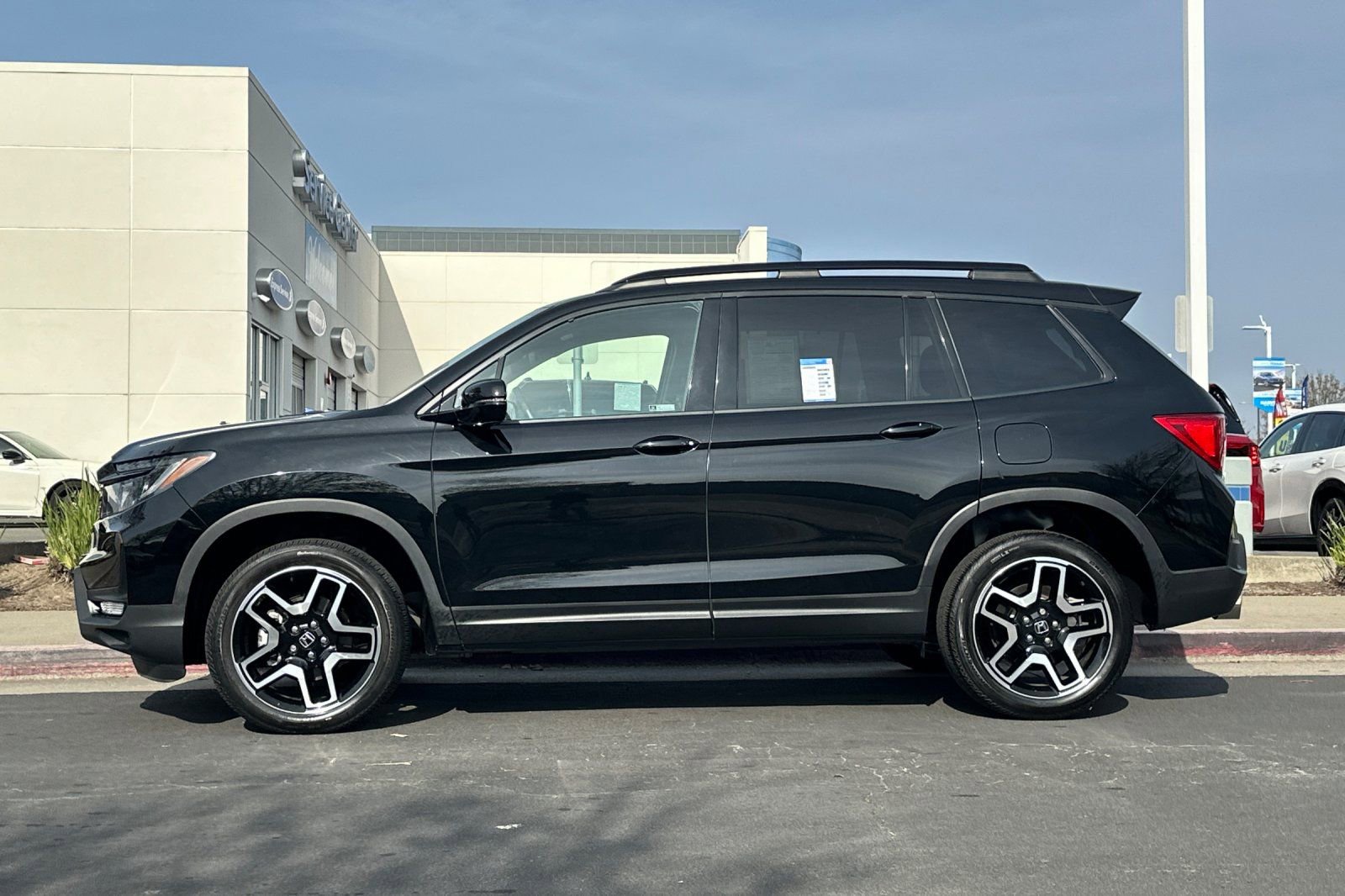 Used 2022 Honda Passport Elite image 6