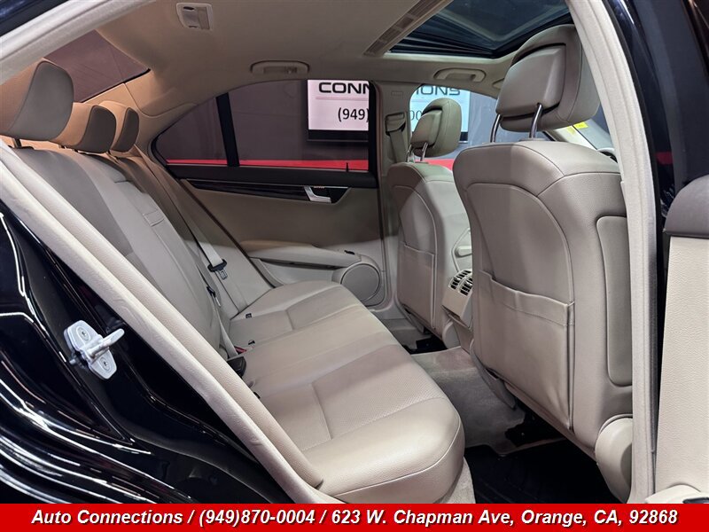 Used 2014 Mercedes-Benz C 250 Sedan image 8