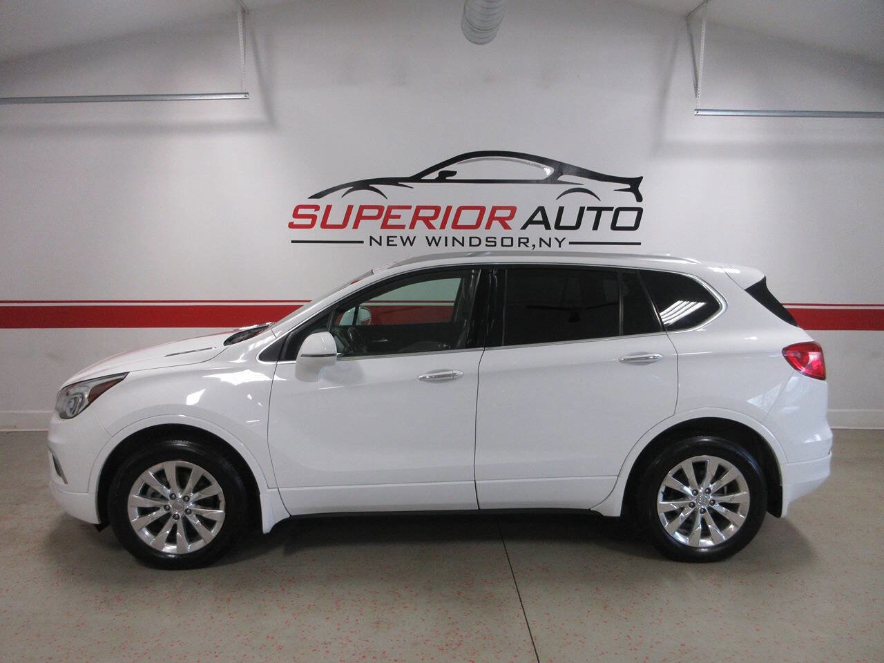 Used 2017 Buick Envision Essence AWD/4WD image 2