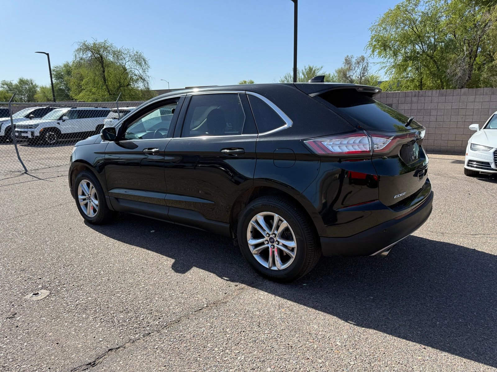 Used 2018 Ford Edge SEL w/ Equipment Group 201A FWD image 7