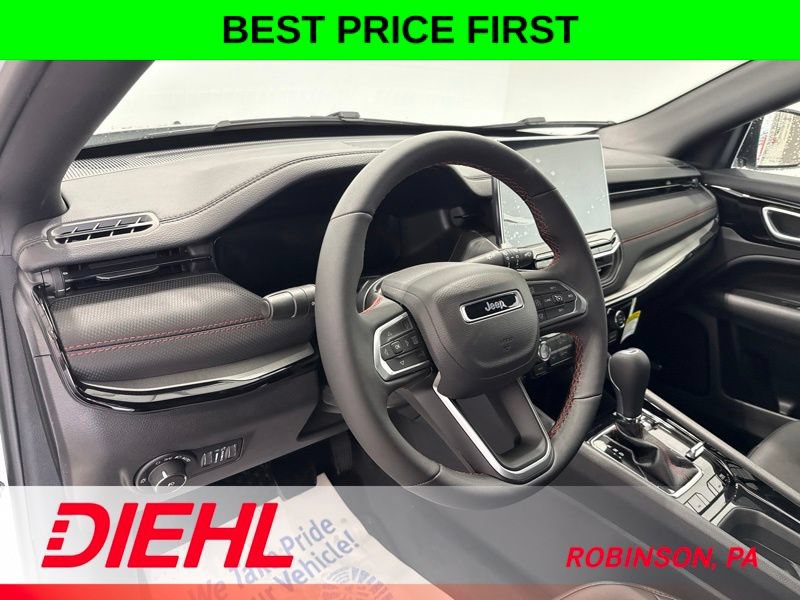 New 2026 Jeep Compass Trailhawk w/ Sun, Sound & Navigation Group AWD/4WD image 18