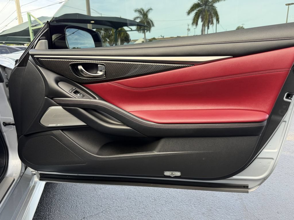 Used 2020 INFINITI Q60 Red Sport 400 AWD/4WD image 17
