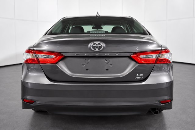 Used 2020 Toyota Camry LE w/ Cold Weather Package AWD/4WD image 5