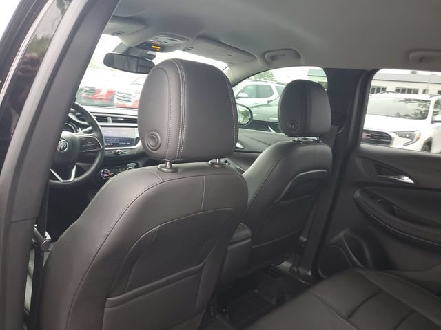 Certified 2023 Buick Encore GX Essence w/ Sport Touring Package AWD/4WD image 11