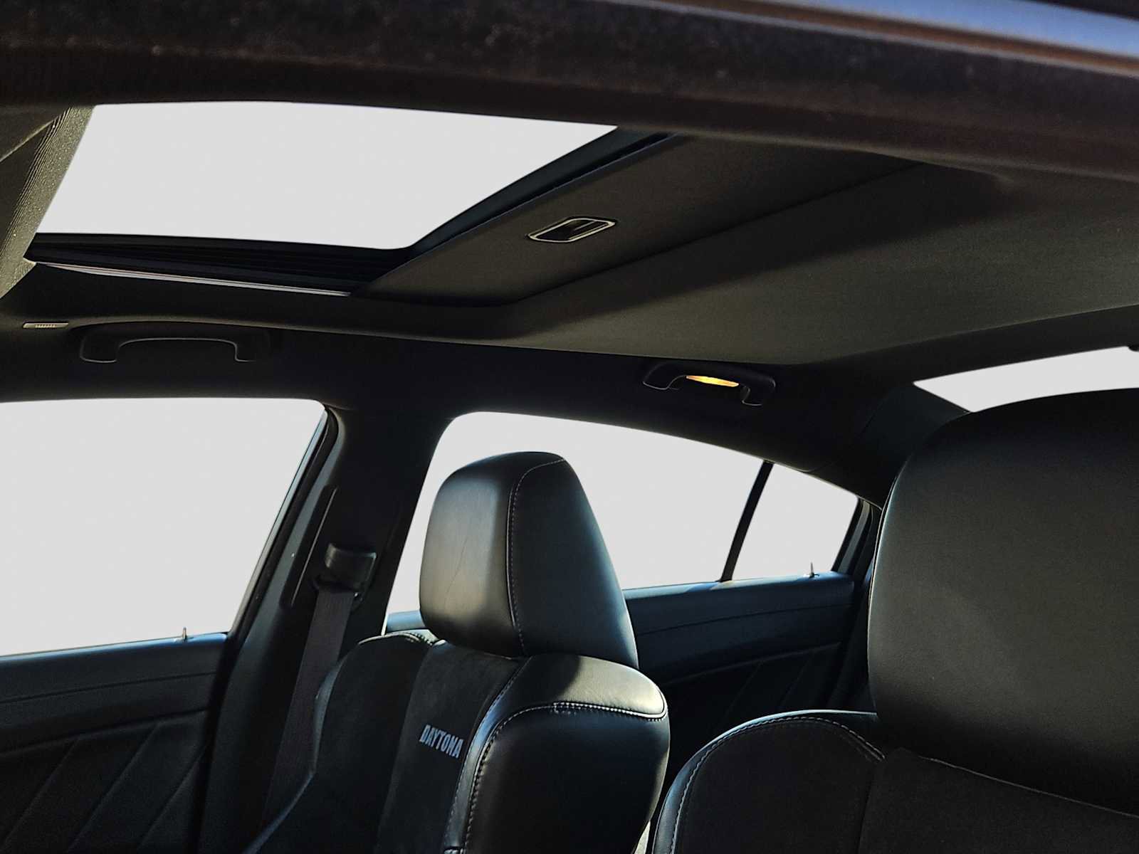 Used 2021 Dodge Charger R/T w/ Daytona Edition Group image 15