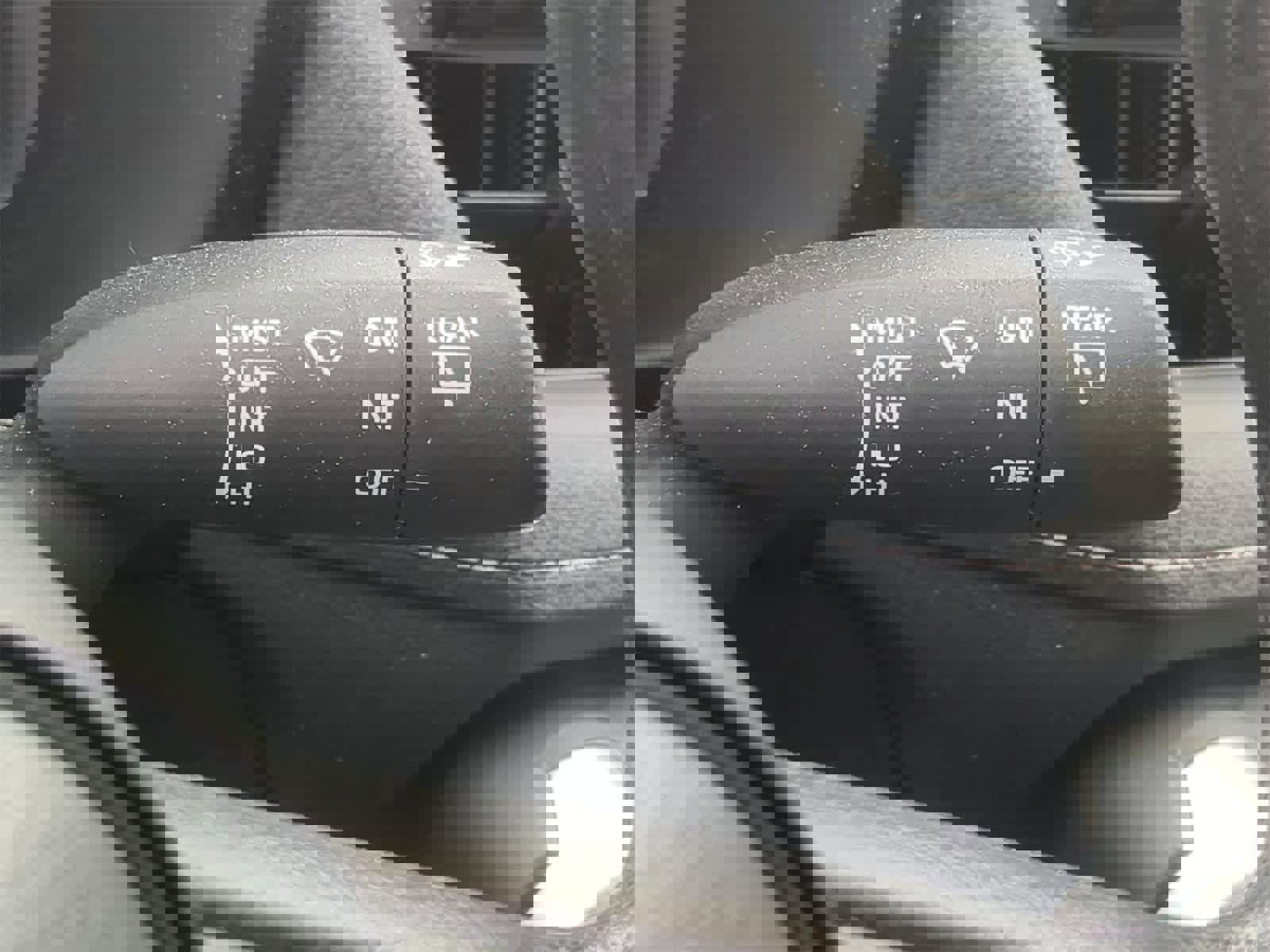 Used 2022 Toyota RAV4 LE image 32