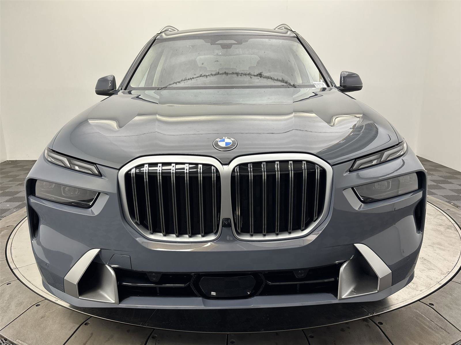 New 2026 BMW X7 xDrive40i image 14