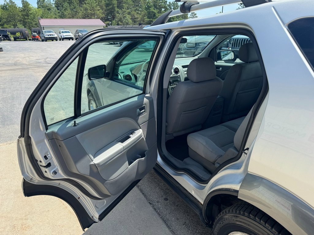 Used 2005 Ford Freestyle SE image 22