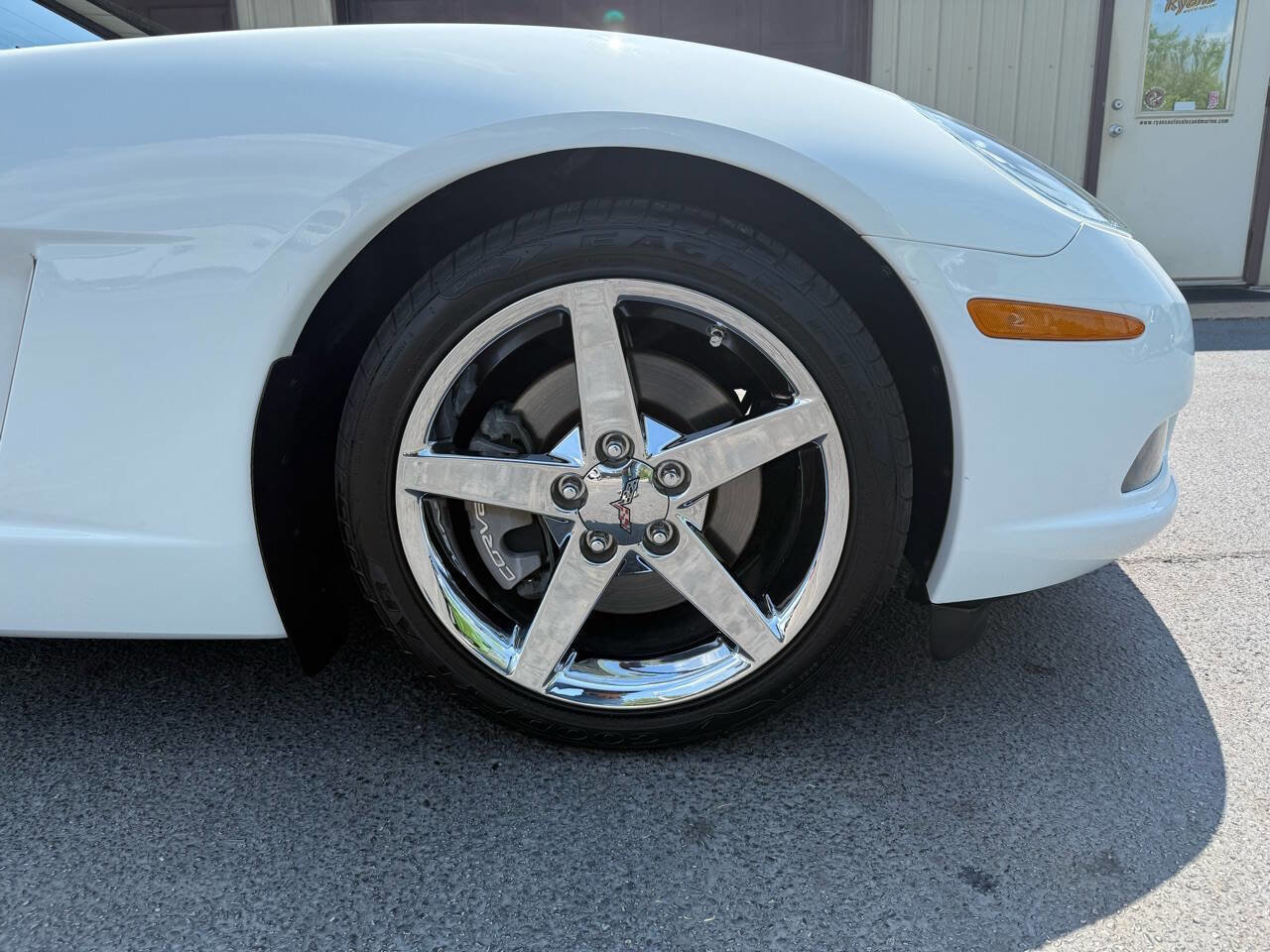 Used 2006 Chevrolet Corvette Convertible w/ Preferred Equipment Group image 56