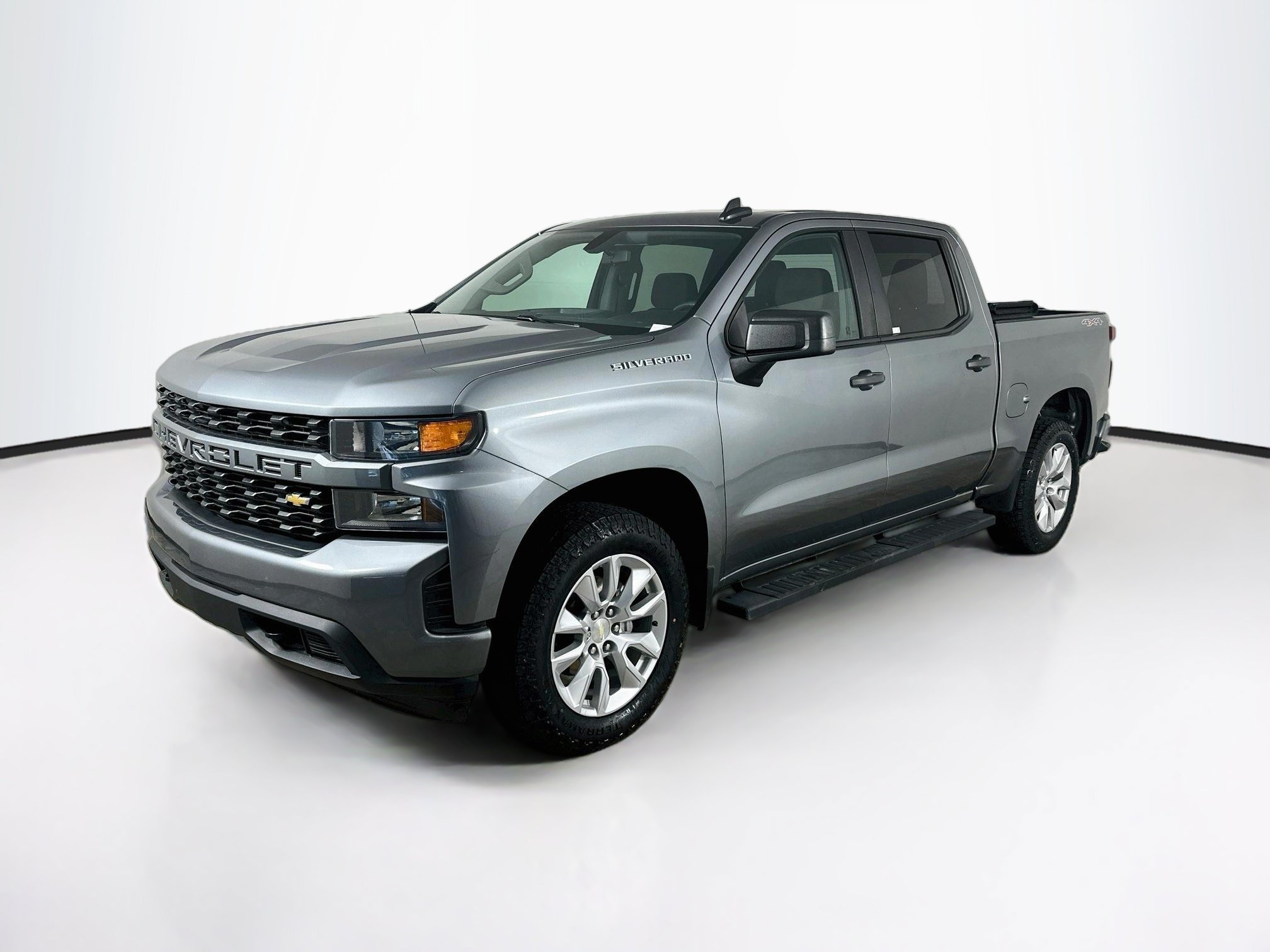 Used 2021 Chevrolet Silverado 1500 Custom AWD/4WD image 3