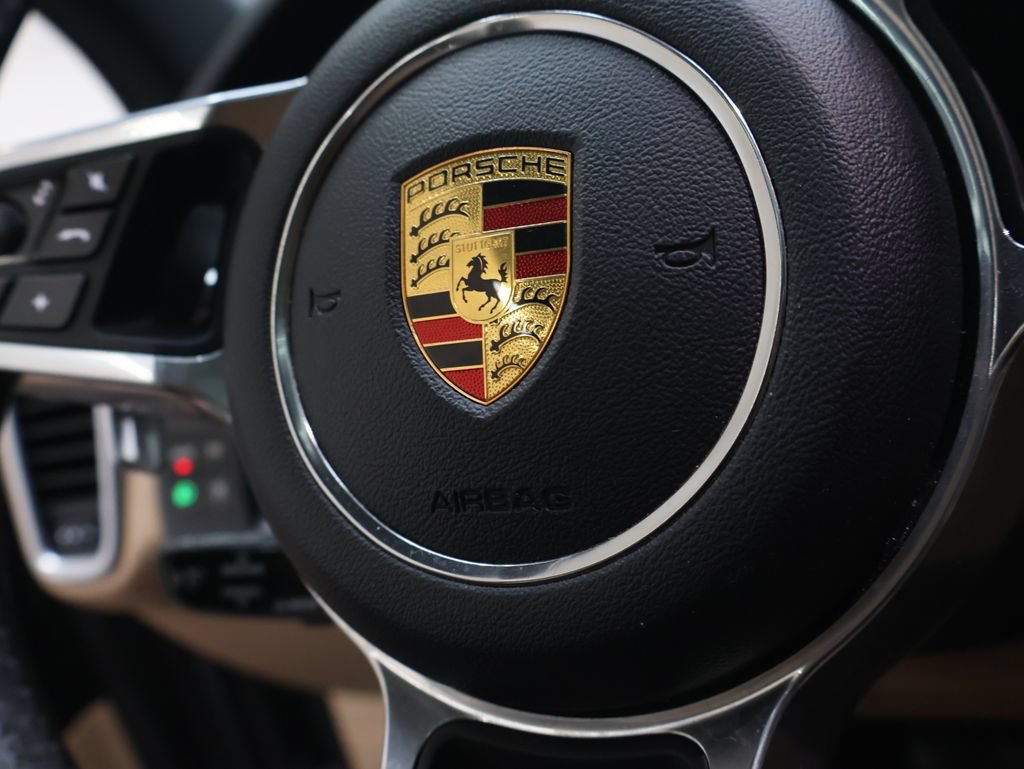 Used 2020 Porsche Cayenne AWD/4WD image 21