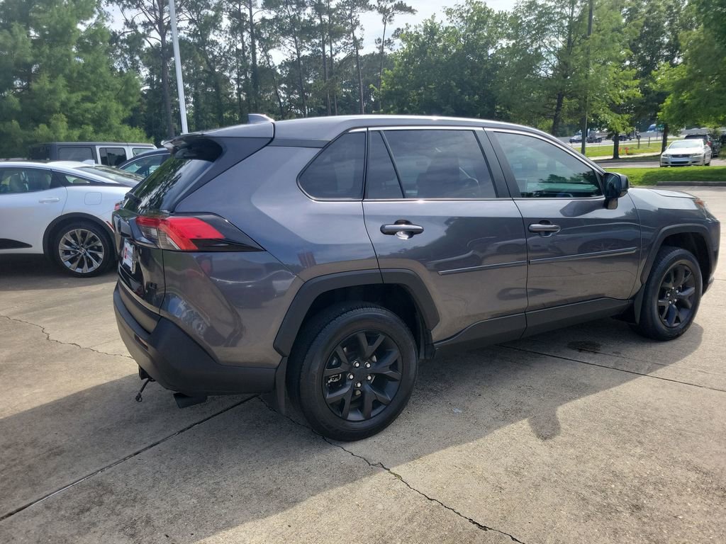 Used 2024 Toyota RAV4 LE FWD image 10