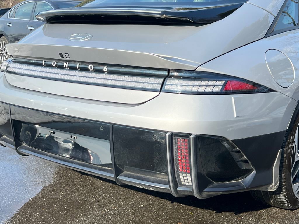 Used 2023 Hyundai Ioniq 6 SEL image 6