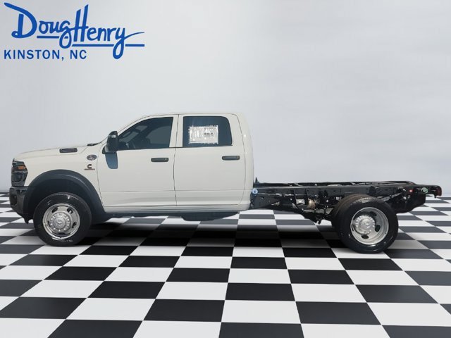 New 2026 RAM 4500 Tradesman w/ Chrome Appearance Group RWD image 2
