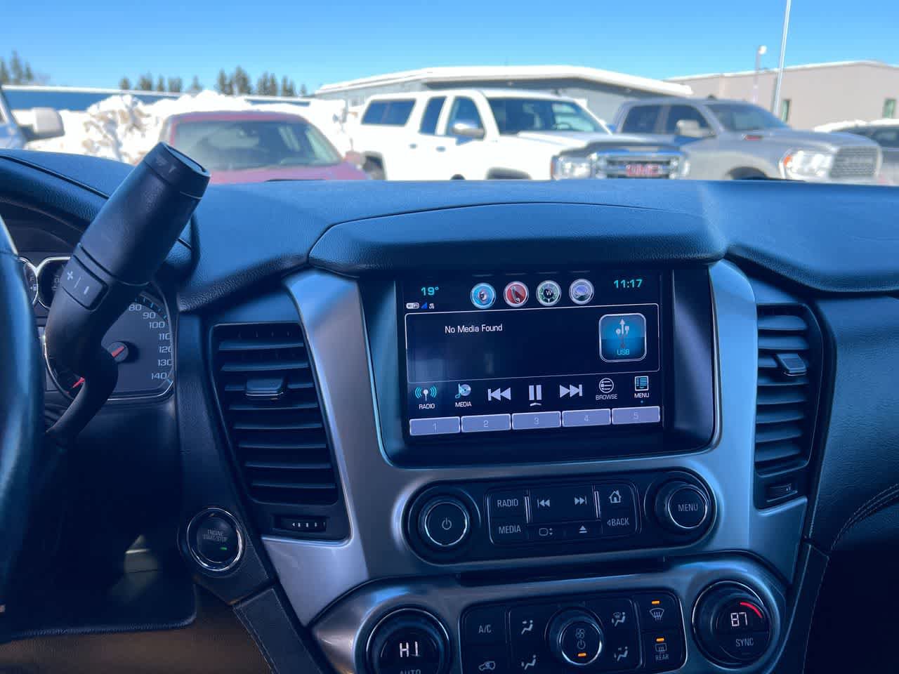 Used 2020 Chevrolet Tahoe Premier AWD/4WD image 18