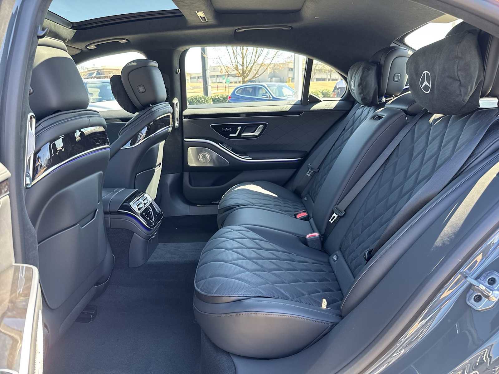 New 2026 Mercedes-Benz S 580 4MATIC Sedan image 18