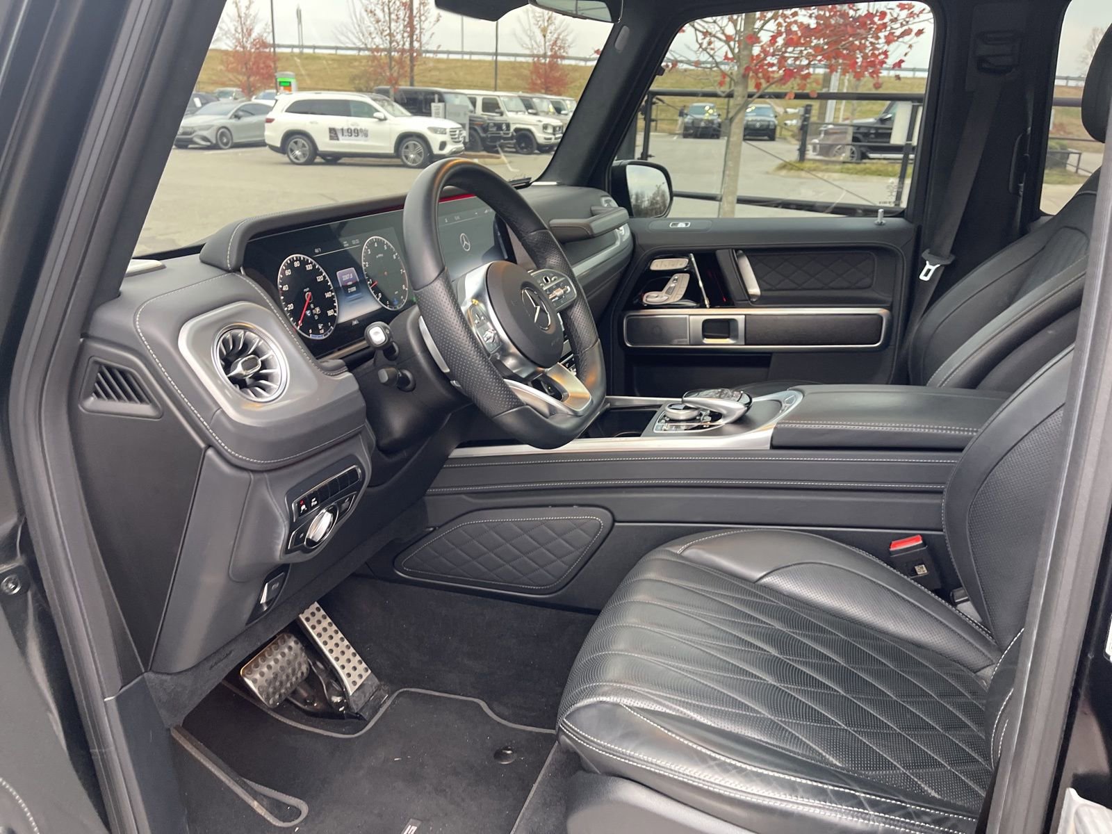 Used 2023 Mercedes-Benz G 550 image 2