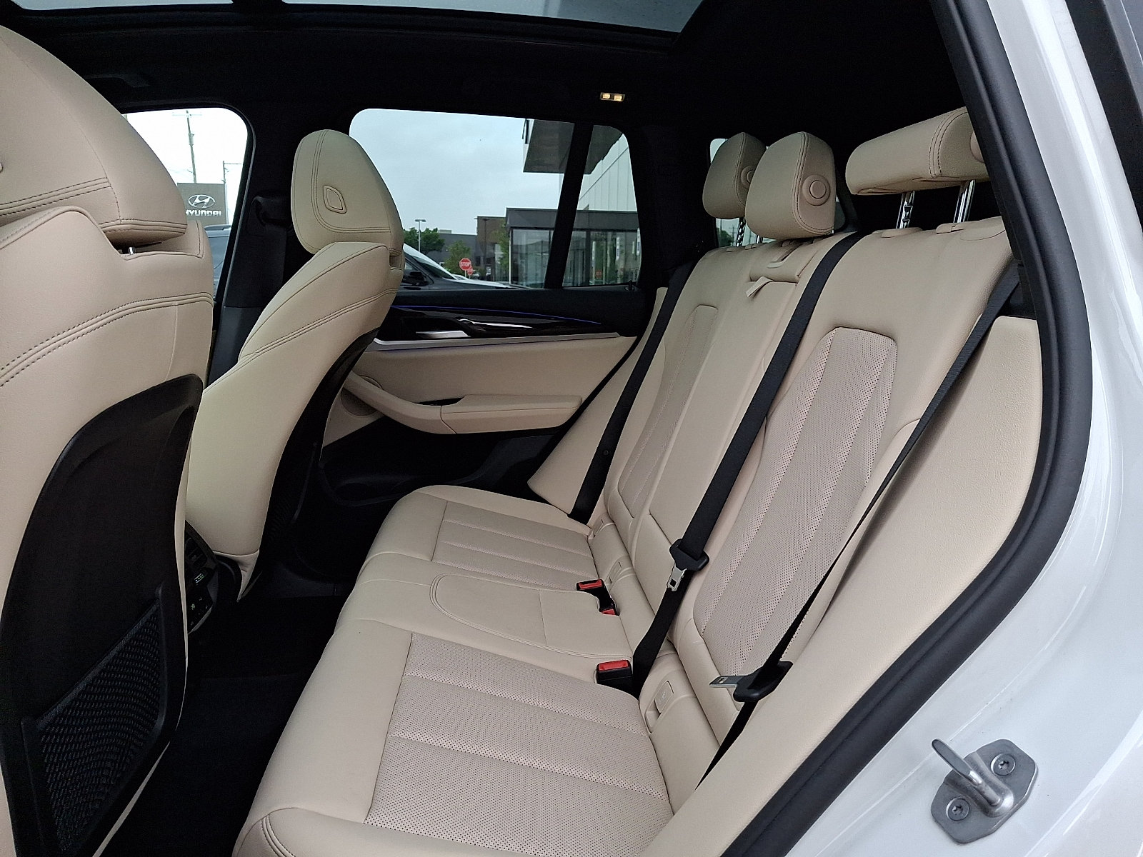 Used 2024 BMW X3 xDrive30i w/ Premium Package AWD/4WD image 10