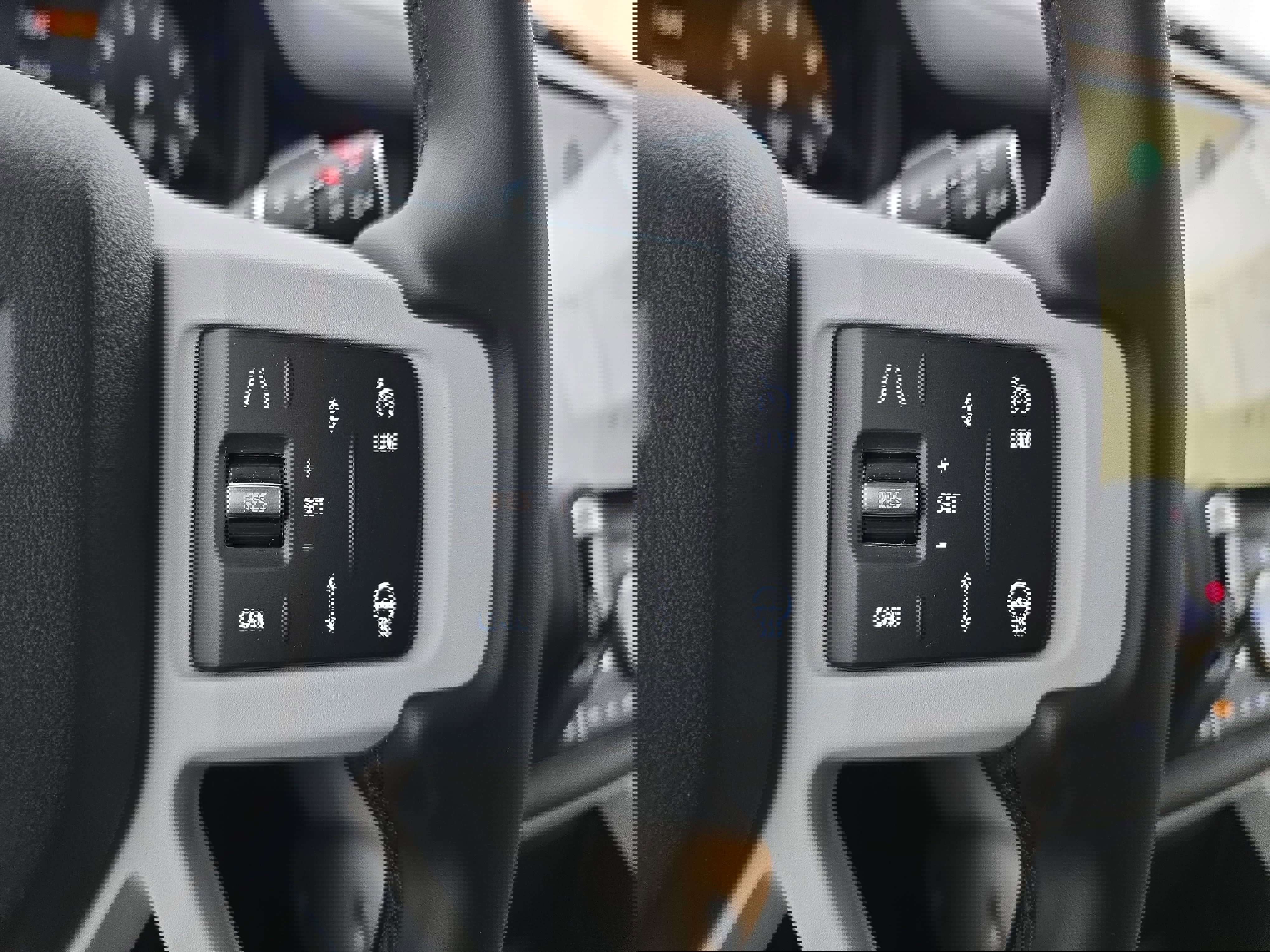 New 2026 Land Rover Defender 110 X-Dynamic SE image 17