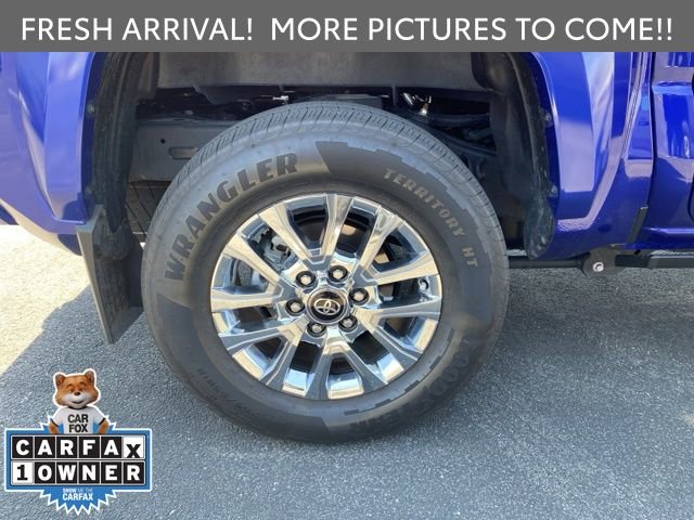 Used 2025 Toyota Tacoma Limited image 7