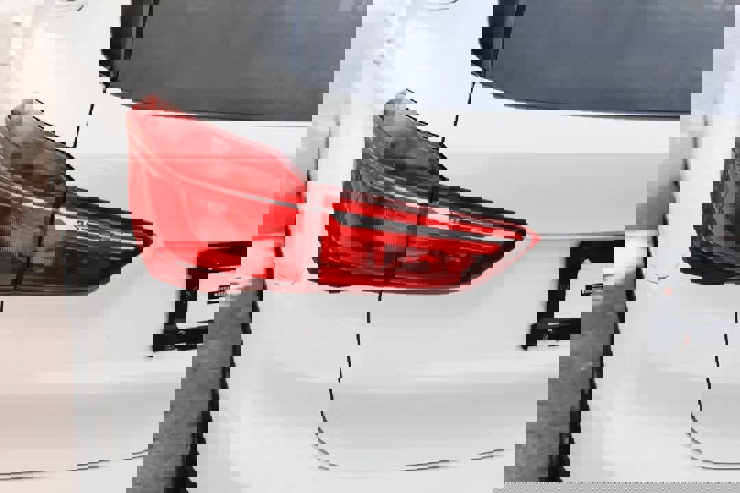 Used 2018 BMW X1 xDrive28i image 17