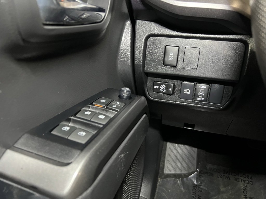 Used 2023 Toyota Tacoma TRD Off-Road image 28