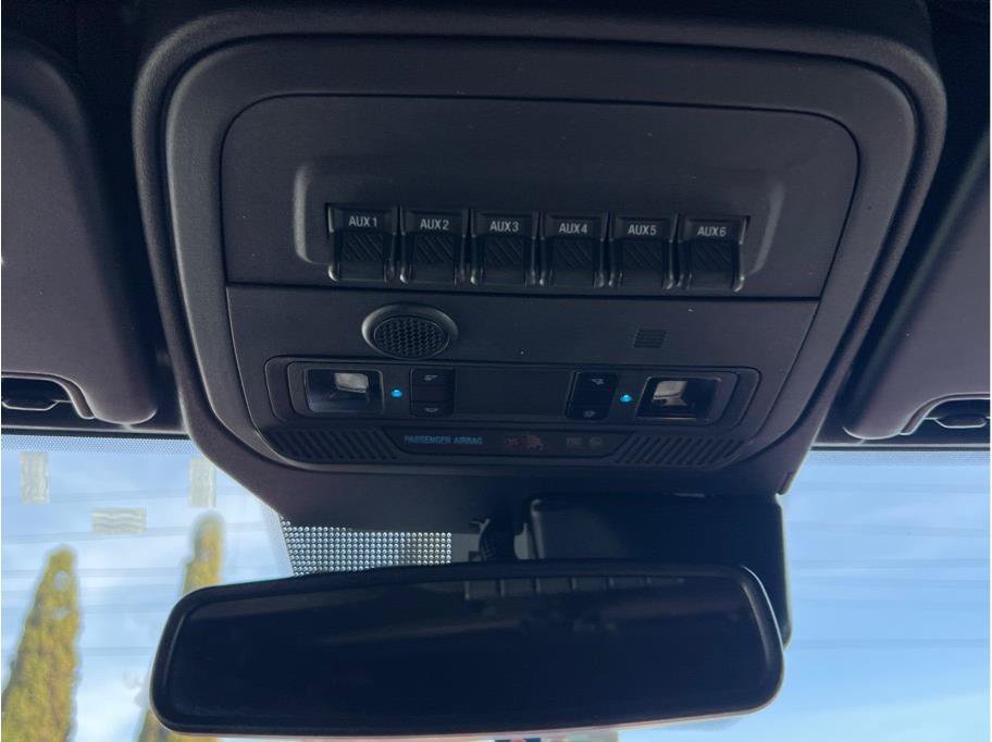Used 2024 Ford Bronco Outer Banks AWD/4WD image 14