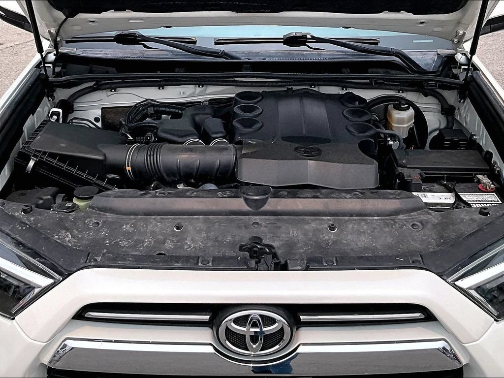Used 2020 Toyota 4Runner Limited RWD image 11