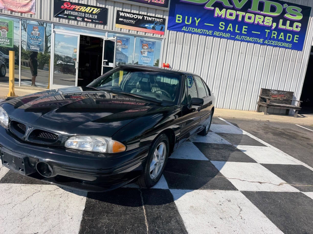 Used 1997 Pontiac Bonneville SSE w/ Opt Pkg FWD image 2
