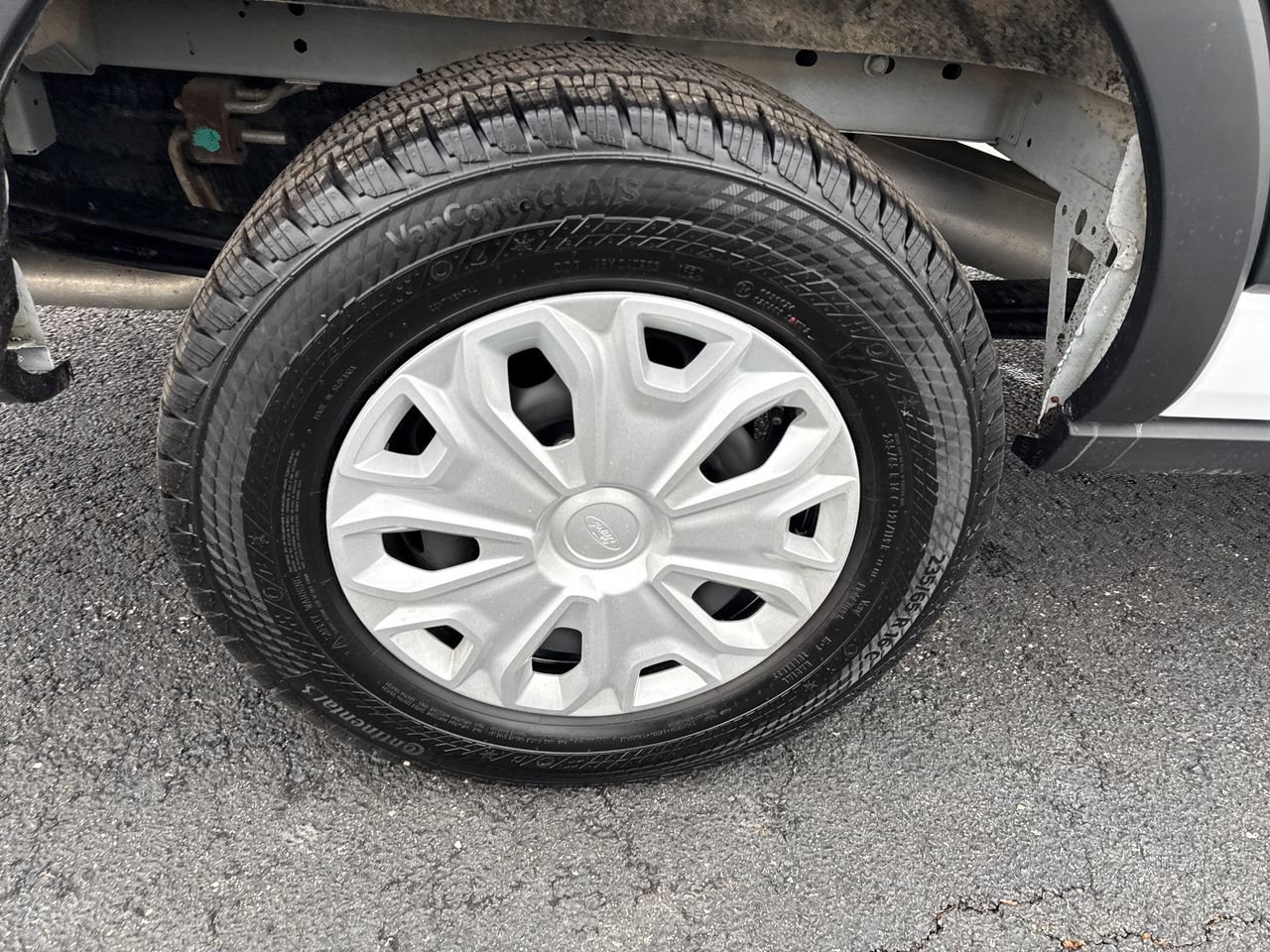 Used 2024 Ford Transit 150 Low Roof w/ Load Area Protection Package image 12