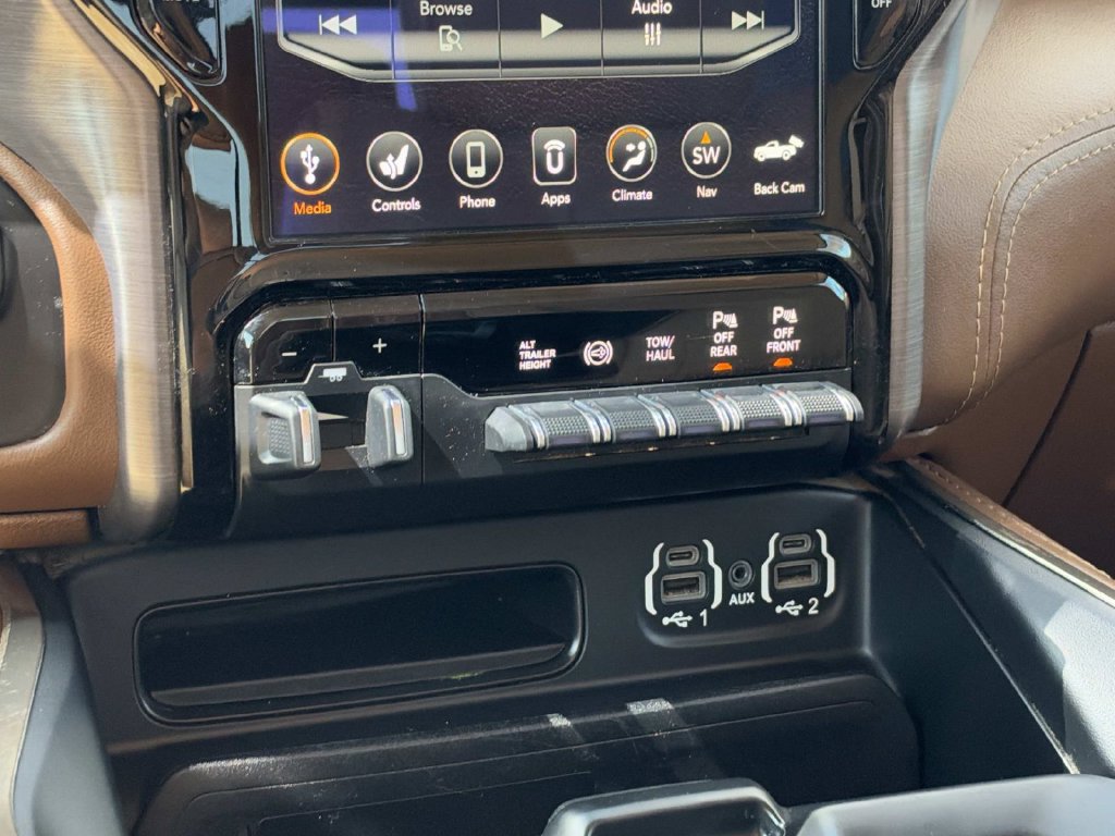 Used 2020 RAM 3500 Limited AWD/4WD image 18