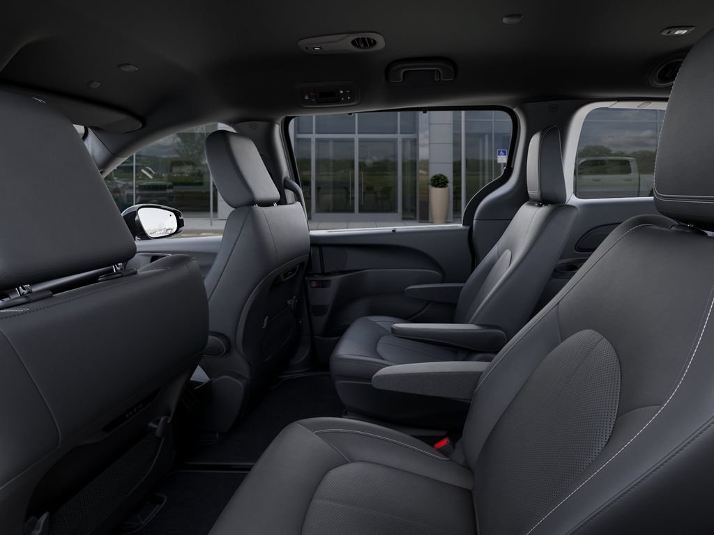 New 2026 Chrysler Pacifica Select w/ S Appearance Package FWD image 27