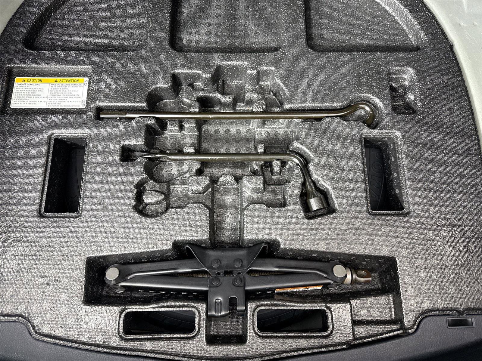 Used 2025 Toyota Camry LE w/ Convenience Package image 38