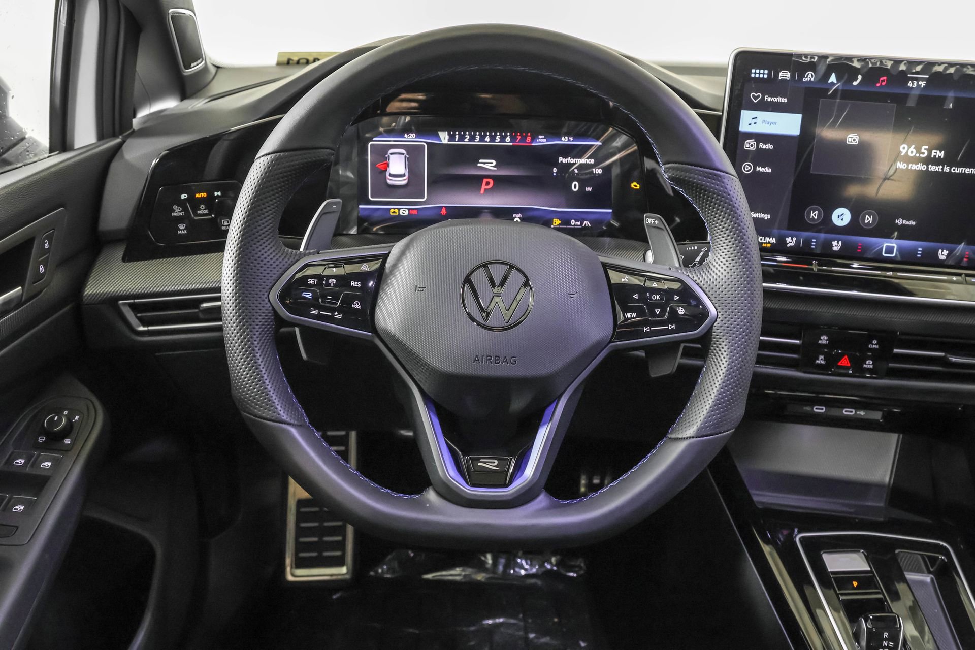 New 2026 Volkswagen Golf 2.0T image 23