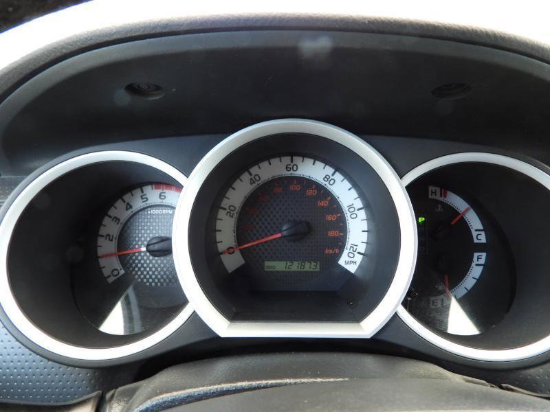 Used 2012 Toyota Tacoma PreRunner w/ SR5 Pkg RWD image 61
