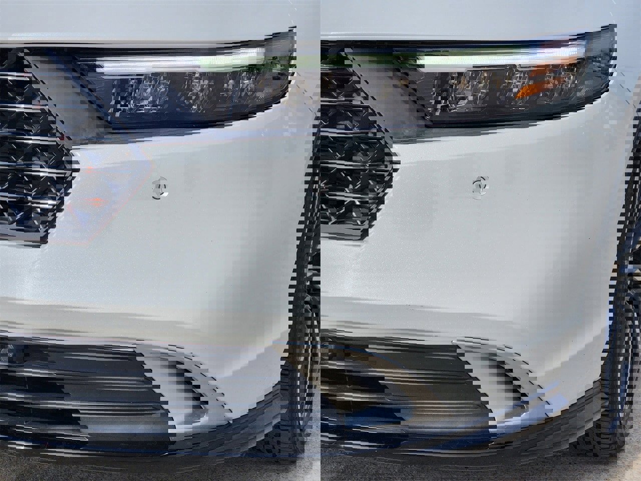 Used 2023 Honda Accord Touring image 9