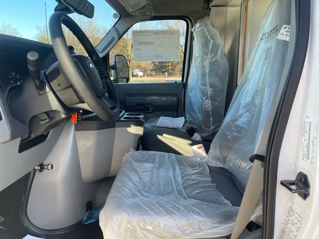 New 2027 Ford E-350 and Econoline 350 Super Duty w/ Power Equipment Group image 10