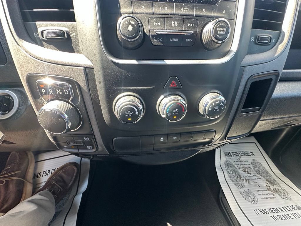 Used 2018 RAM 1500 Express AWD/4WD image 20