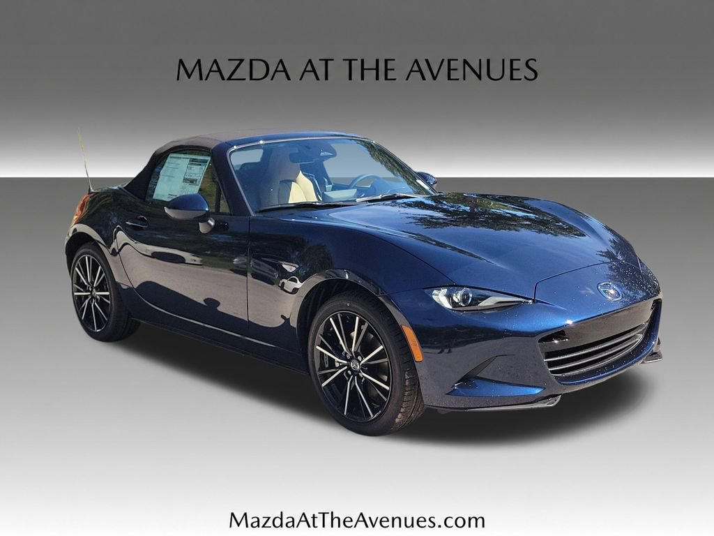 New 2026 MAZDA MX-5 Miata Grand Touring RWD image 3
