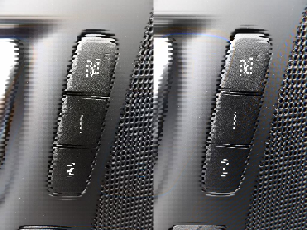 New 2026 Volvo V60 B5 Cross Country Plus w/ Protection Package Premier image 11