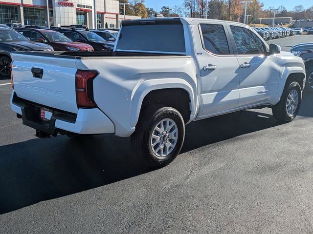 Certified 2024 Toyota Tacoma SR5 image 4