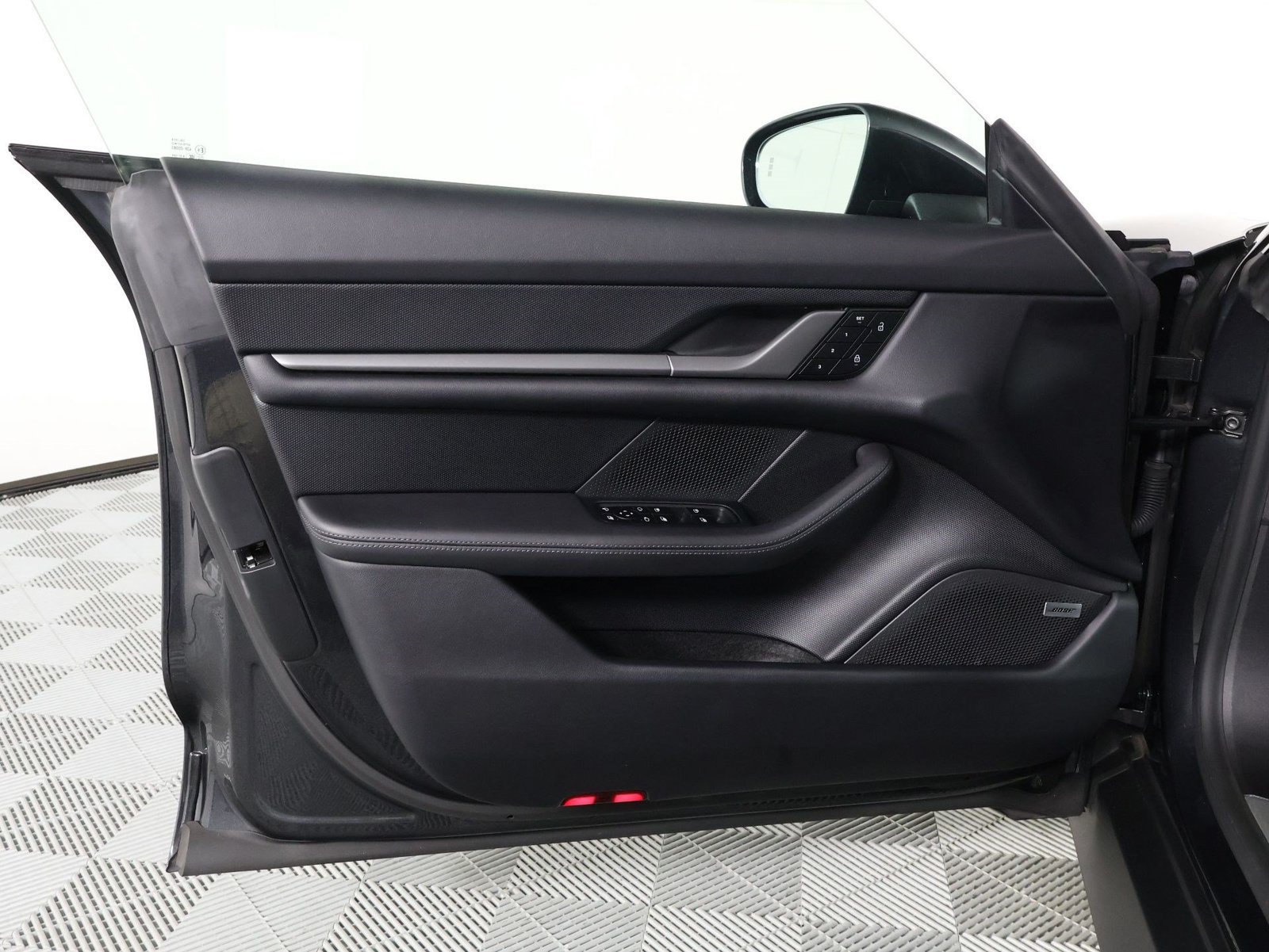 Certified 2025 Porsche Taycan RWD image 20
