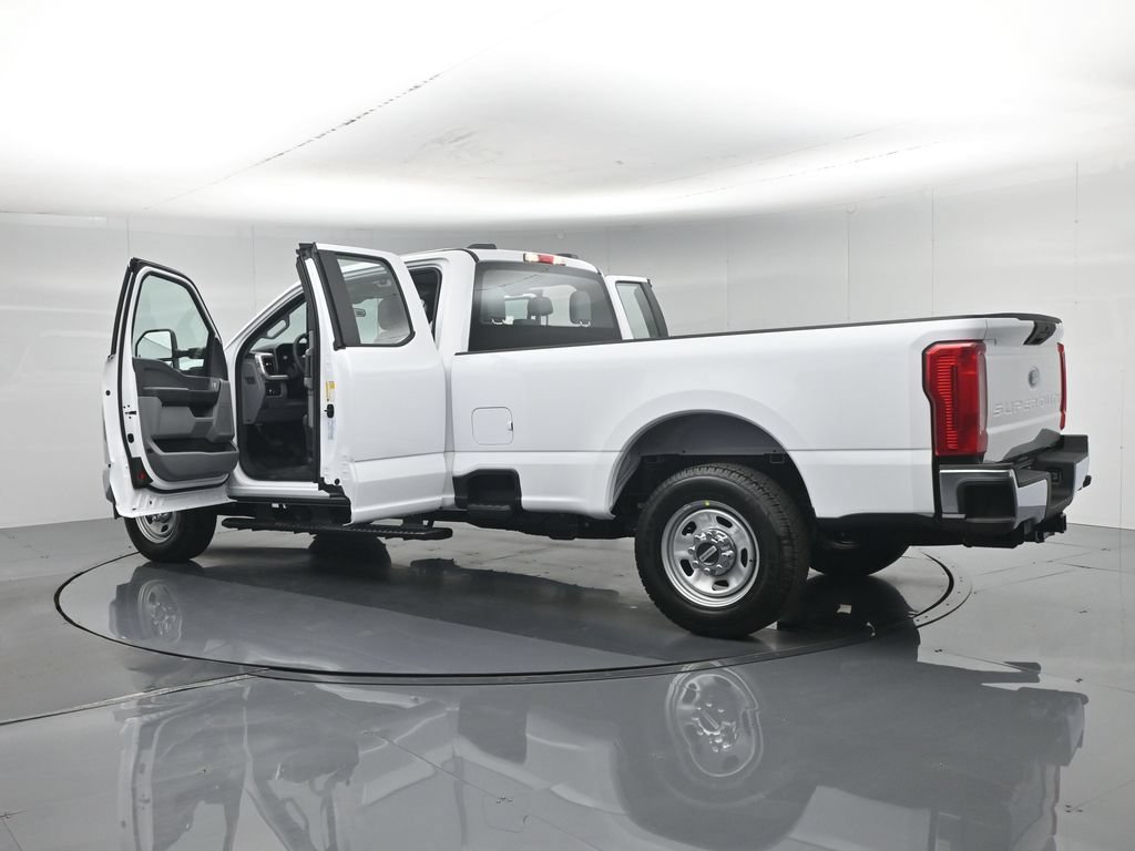 New 2026 Ford F350 XL w/ XL Chrome Package RWD image 32