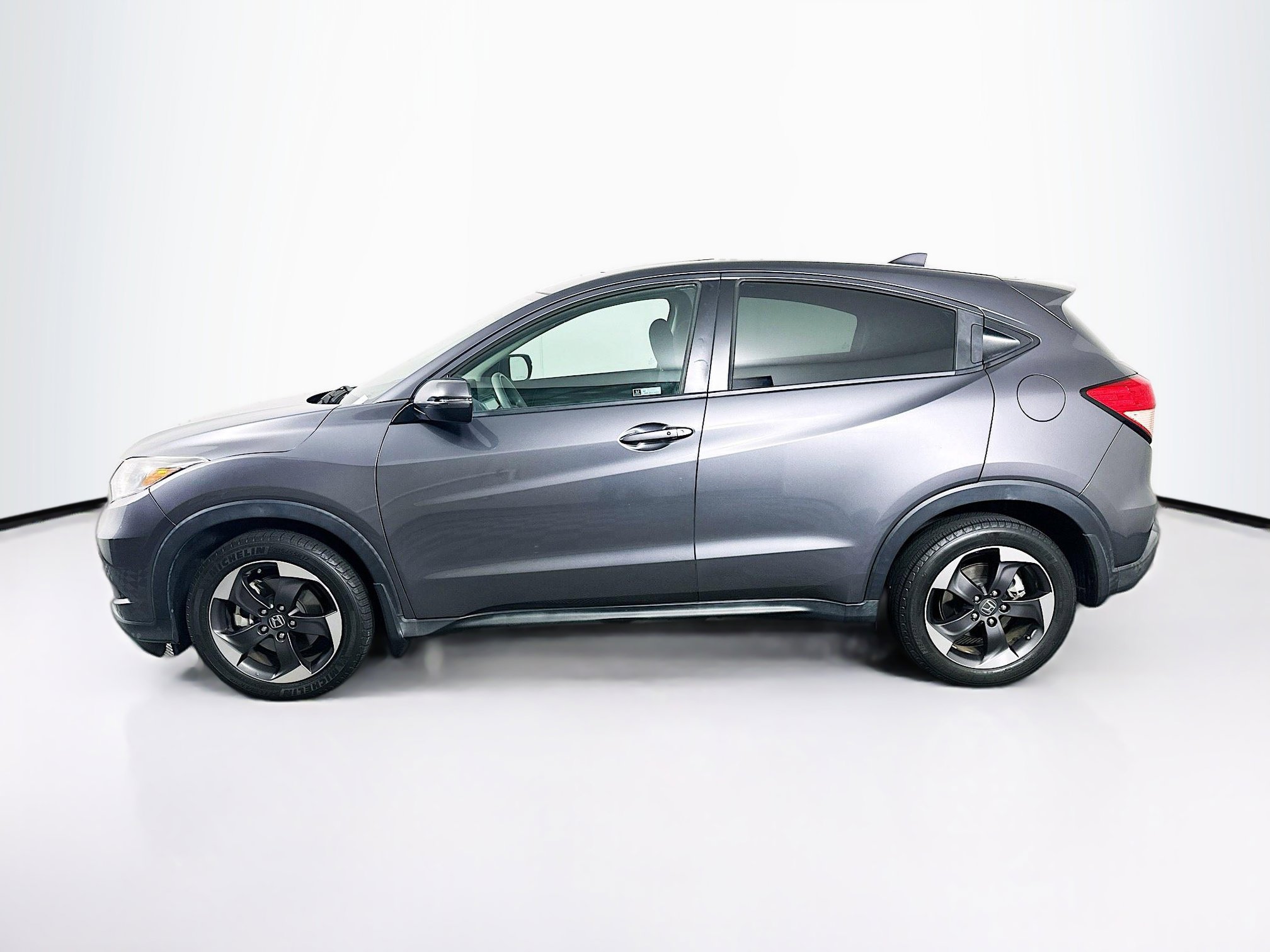 Used 2018 Honda HR-V EX image 4