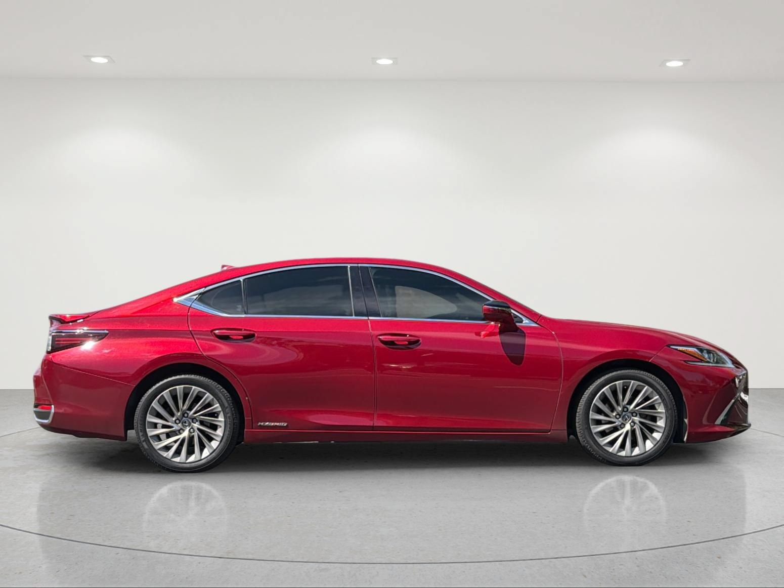 Used 2019 Lexus ES 300h w/ Accessory Package 2 FWD image 5