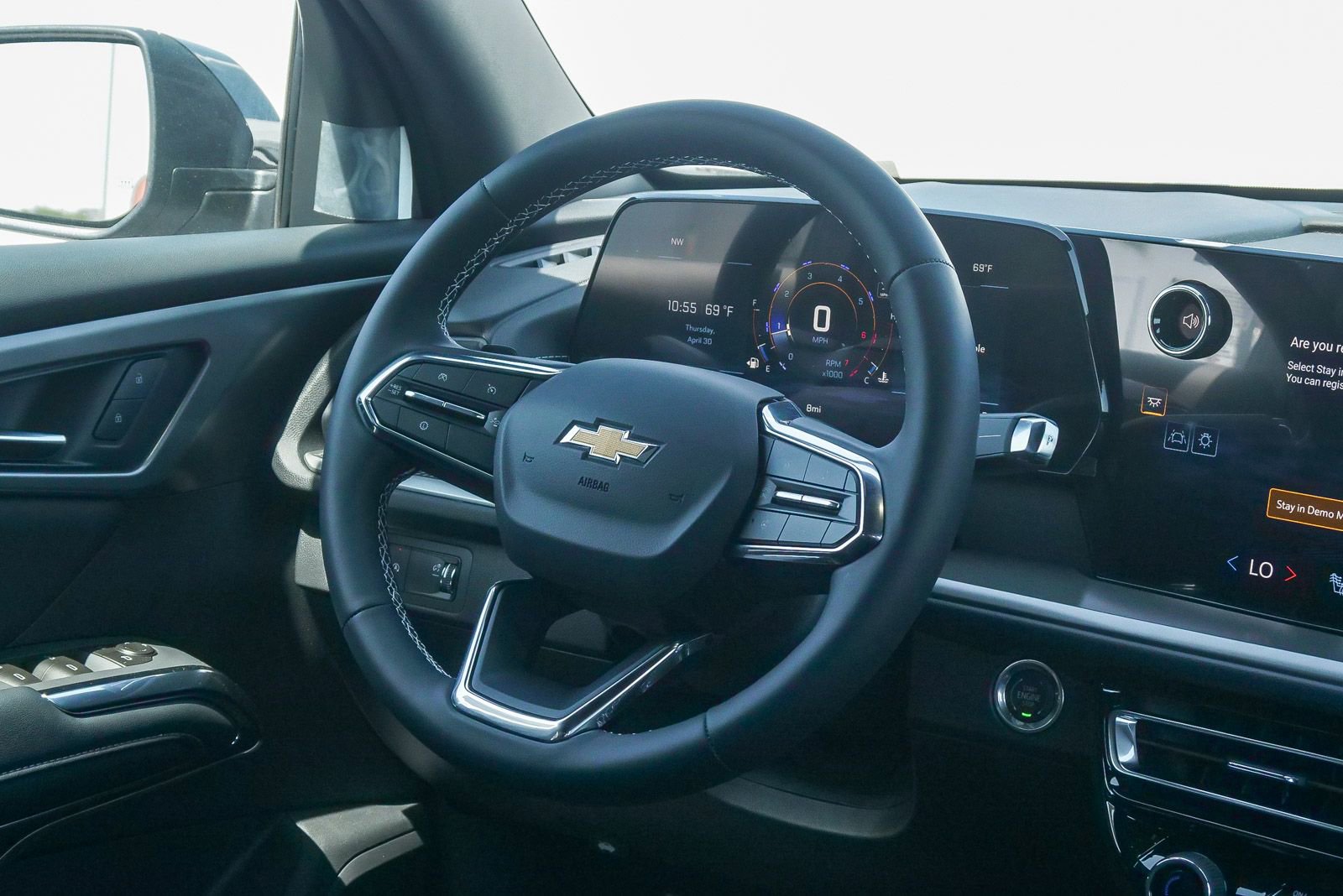 New 2026 Chevrolet Traverse LT w/ Driver Confidence Package FWD image 14