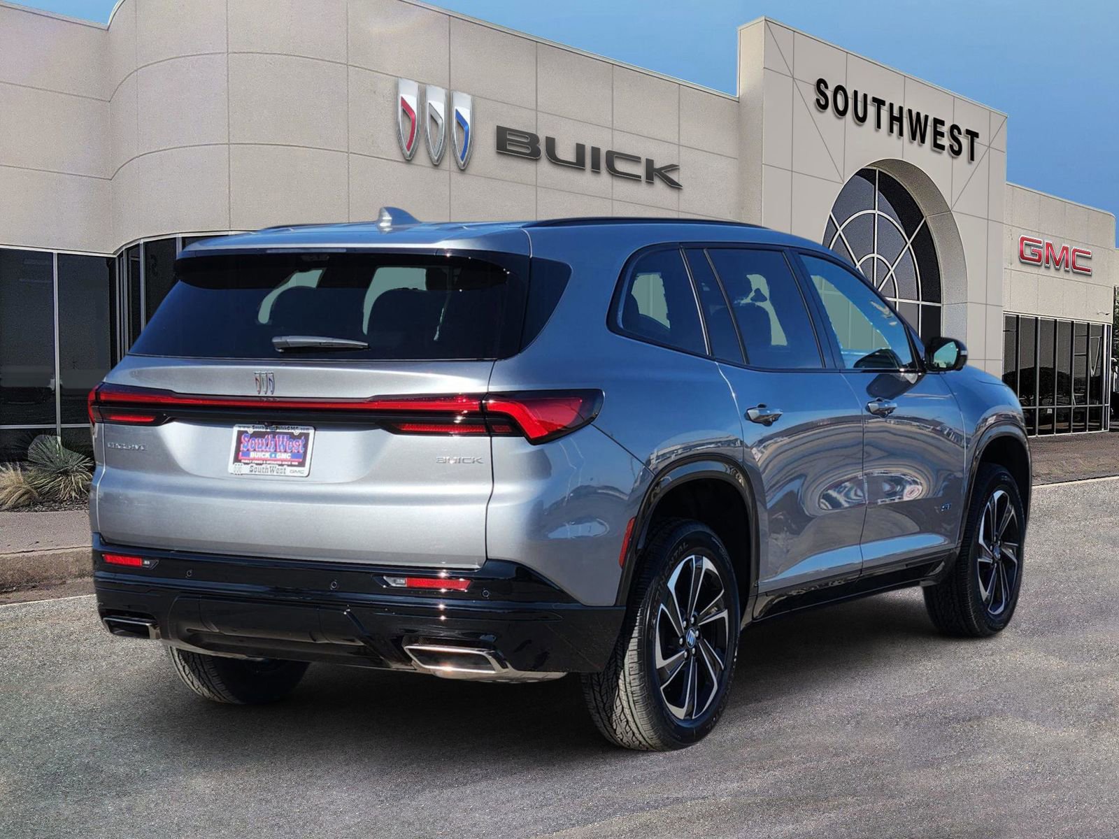 New 2026 Buick Enclave Sport Touring w/ Power Package image 5